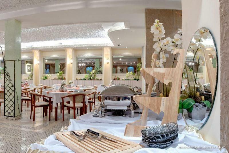 Osrodek Perelka Hotell Kołobrzeg Exteriör bild